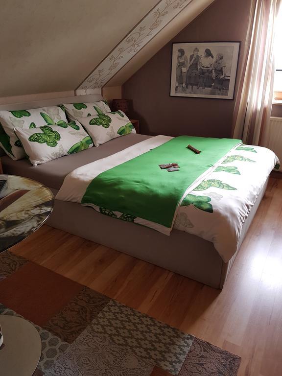 Pension Buetterich Apartman Husum  Kültér fotó